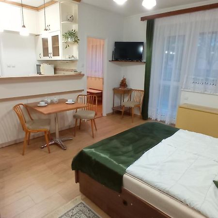 Londira Apartman Hévíz Exterior foto